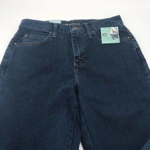 Lee Women's 31 inch Relaxed Fit Straight Leg Jeans